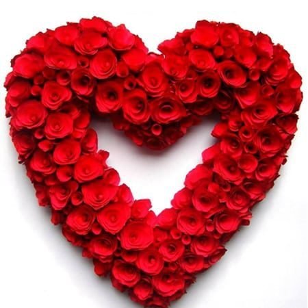100-Roses-Heart-Shaped-Arrangement