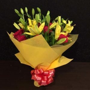 Yellow Asiatic Lilies Red Roses Bunch