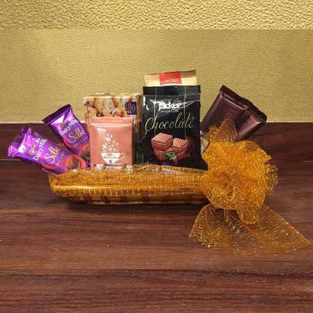 Delight Hamper | Edible Goodies Hamper | Diwali Hamper | New Year Hamper